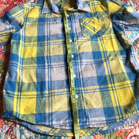 Button down top - Picture 8 of 8